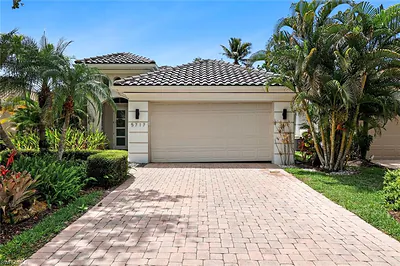 5717 Lago Villaggio WAY NAPLES FL
