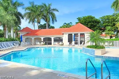 2200 Arielle DR 1005 #1005 NAPLES FL