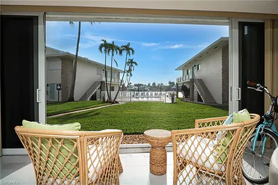 2500 Gulf Shore BLVD N S6 #S6 NAPLES FL
