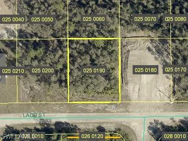 547-549 Ladd ST LEHIGH ACRES FL