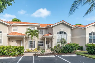 2585 Old Groves RD L102 #L102 NAPLES FL