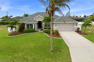 1910 SW 39th ST CAPE CORAL FL
