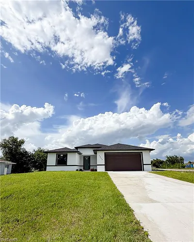 3900 25th ST SW LEHIGH ACRES FL
