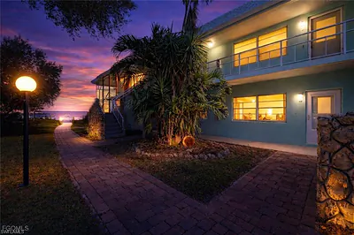 3225 E Riverside DR 63F #63F FORT MYERS FL