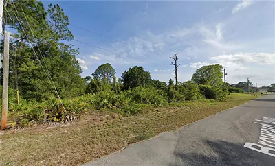 329 Broward AVE LEHIGH ACRES FL