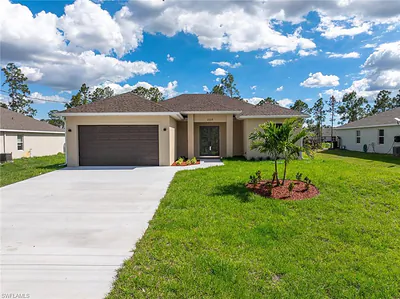 469 Woodman DR LEHIGH ACRES FL