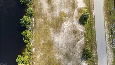 3810 42nd PL CAPE CORAL FL