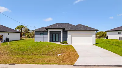 1211 Cloplon ST E LEHIGH ACRES FL