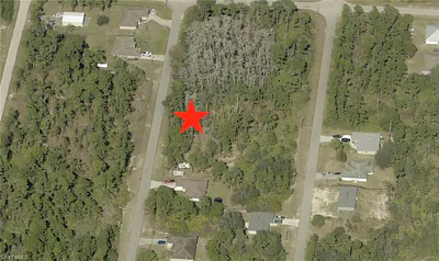 2016 Grayson AVE ALVA FL