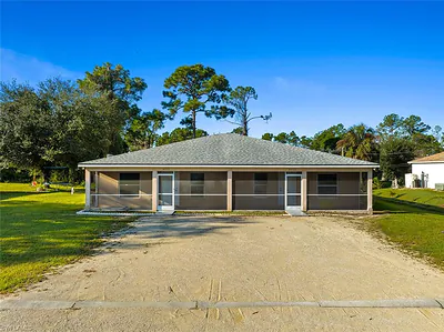 4733-4735 30th ST SW LEHIGH ACRES FL