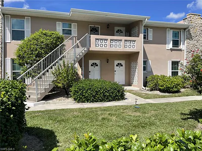 221 Cypress WAY E 103 #103 NAPLES FL