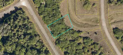 111 Holland DR LABELLE FL