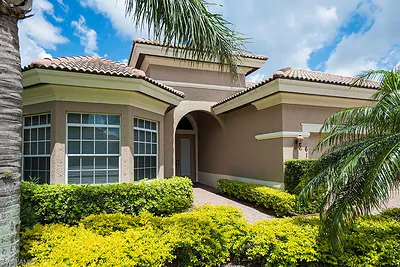 6101 Dogleg DR NAPLES FL