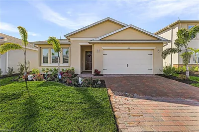 288 Spring Hill Lake LOOP CAPE CORAL FL