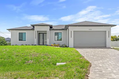 1433 NW 7th PL CAPE CORAL FL