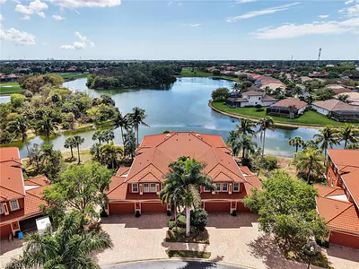 6422 Legacy CIR 704 #704 NAPLES FL