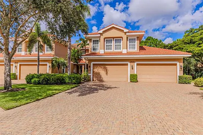 7837 Hawthorne DR 1102 #1102 NAPLES FL