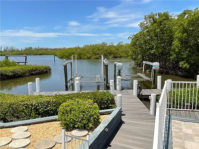 4729 Tahiti DR BONITA SPRINGS FL