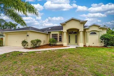 2519 9th ST W LEHIGH ACRES FL