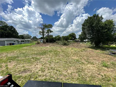 23 Louisiana RD LEHIGH ACRES FL
