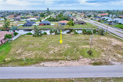 3206 SW 11th PL CAPE CORAL FL