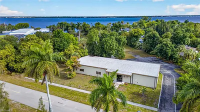 3145 Royalston AVE FORT MYERS FL