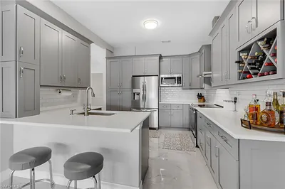 7648 Oleander Gate DR H202 #H202 NAPLES FL