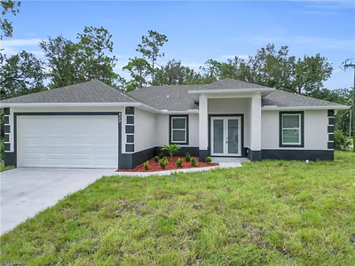 2115 Polar AVE ALVA FL
