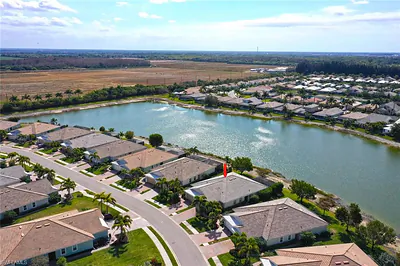 14827 Edgewater CIR NAPLES FL