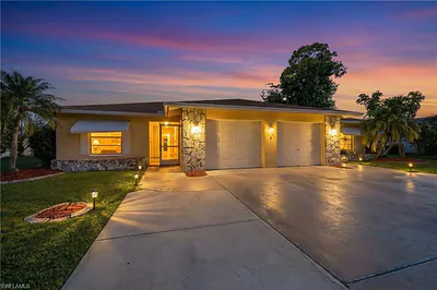 924 SE 24th AVE A & B #A & B CAPE CORAL FL