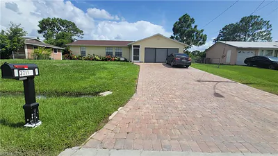3711 10th ST SW LEHIGH ACRES FL