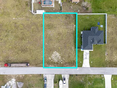 1815 NE 17th PL CAPE CORAL FL