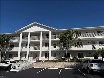 3032 Sandpiper Bay CIR G205 #G205 NAPLES FL