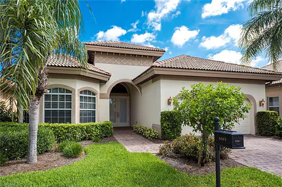 6065 Divot CT NAPLES FL