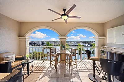 451 Bayfront PL 5410 #5410 NAPLES FL