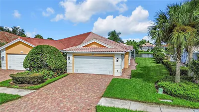 8165 Xenia LN NAPLES FL
