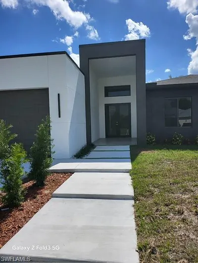 2700 Embers TER CAPE CORAL FL