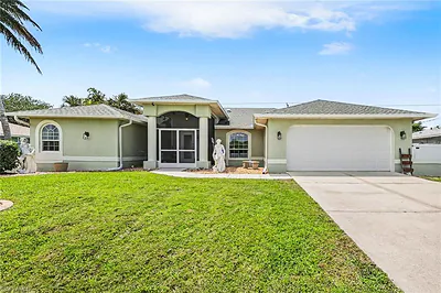 3754 SE 3rd AVE CAPE CORAL FL