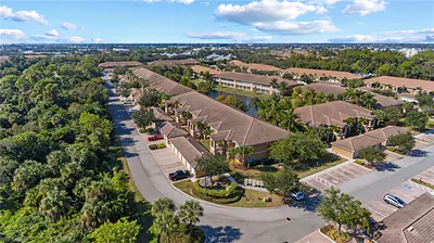 1076 Winding Pines CIR 206 #206 CAPE CORAL FL