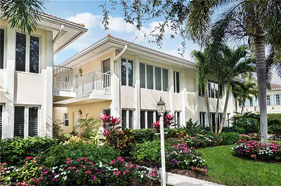 284 4th ST S 103 #103 NAPLES FL