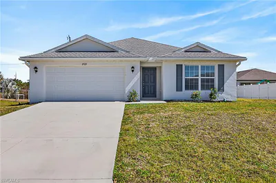 2925 NE 4th PL CAPE CORAL FL