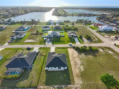 3539 41st PL CAPE CORAL FL