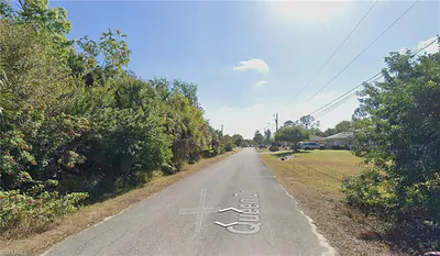 2615 Queen DR LEHIGH ACRES FL
