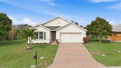 2006 15th AVE CAPE CORAL FL