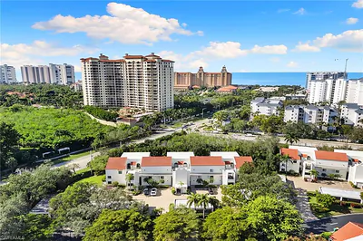 592 Beachwalk CIR N102 #N102 NAPLES FL