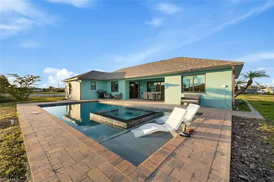 2724 SW 1st TER CAPE CORAL FL