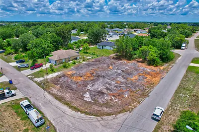 451 Rathburn ST LEHIGH ACRES FL