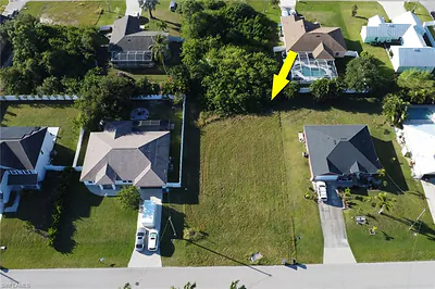 2712 SW 2nd TER CAPE CORAL FL
