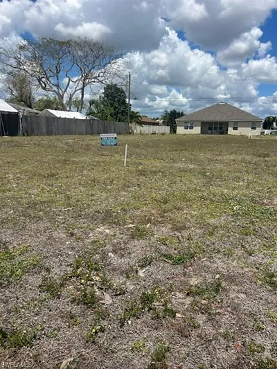 153 kamal PKWY CAPE CORAL FL