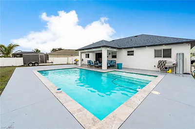 1203 NW 4th ST CAPE CORAL FL